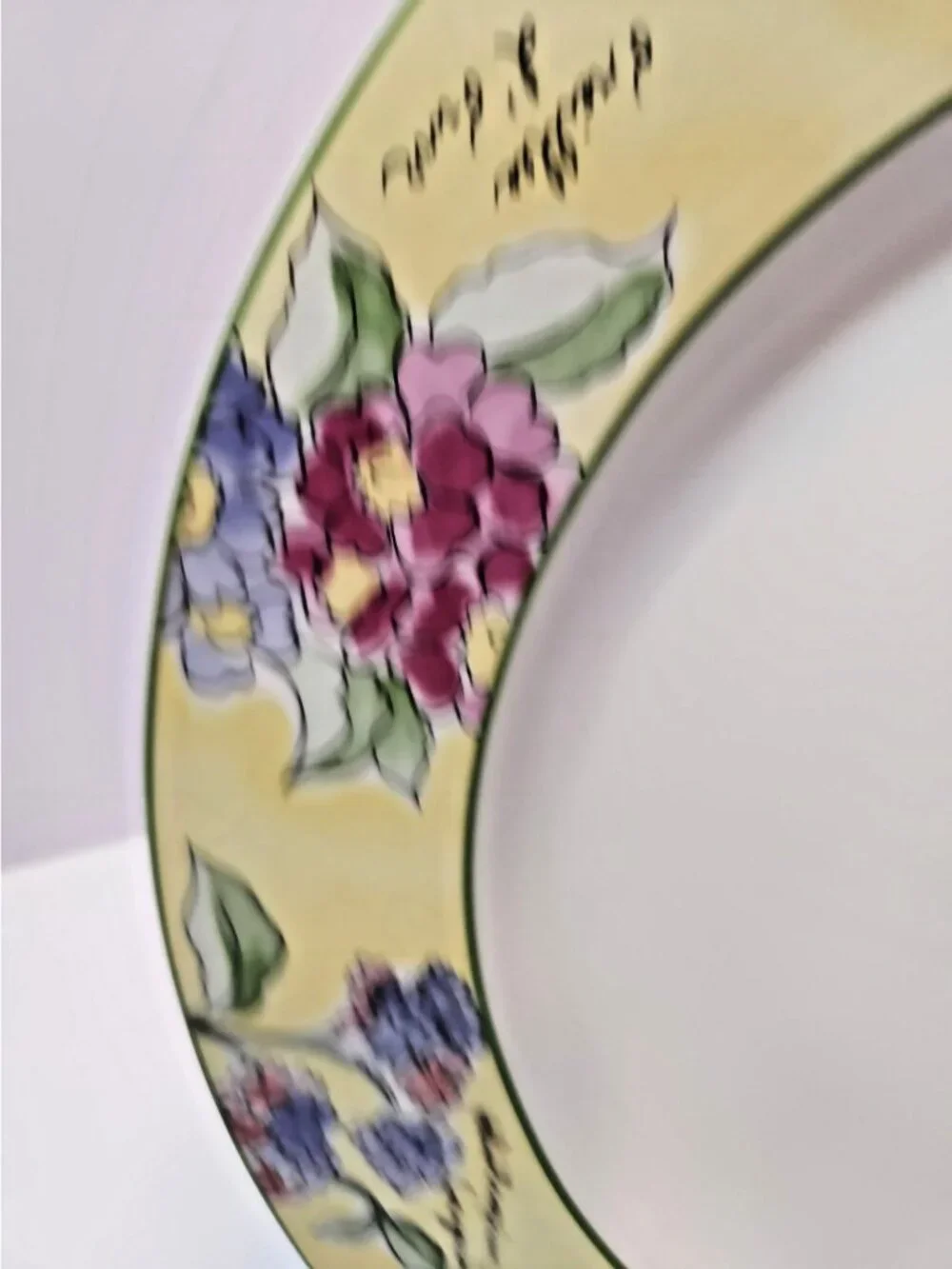 Vtg Furio Creme Brulee Stoneware Ceramic Chop Plate/Round Platter NOS Botanical